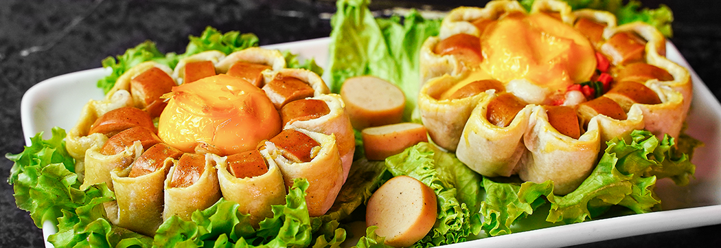 Baked Frankfurter with Eggs