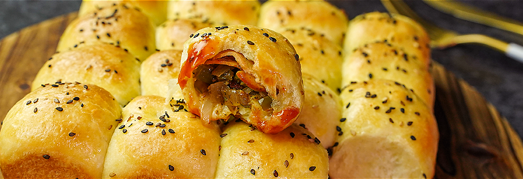 Cheesy Pull-Apart Sliders