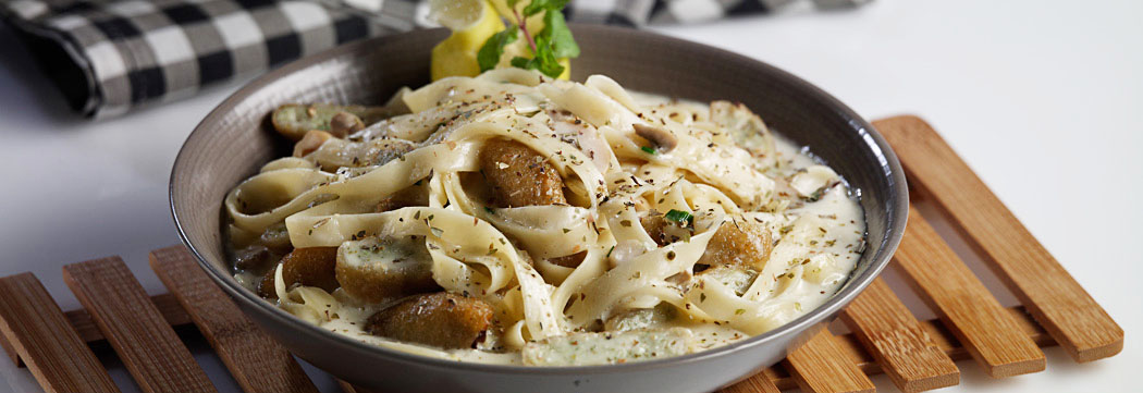 Haray Bharay Nuggets with Creamy Pasta